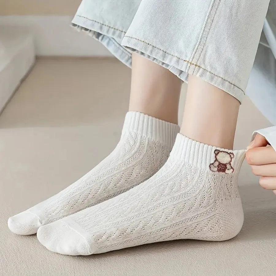 NONECN Five Pairs Cartoon Bear Socks Unisex Floral Pattern