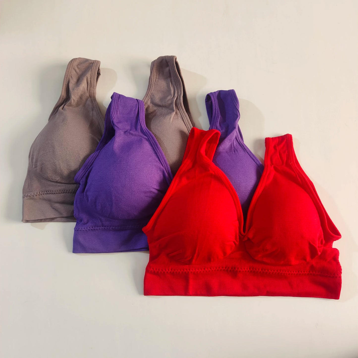 Seamless Yoga Sports Bra With Removable Pads For Women