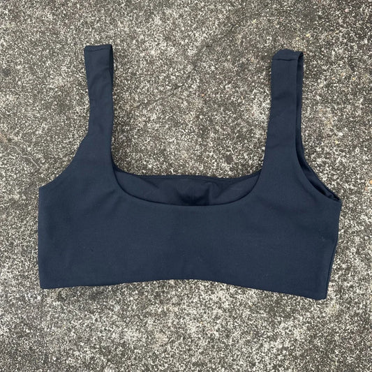 Women's Hollow Back Sports Bra Top With Shoulder Straps