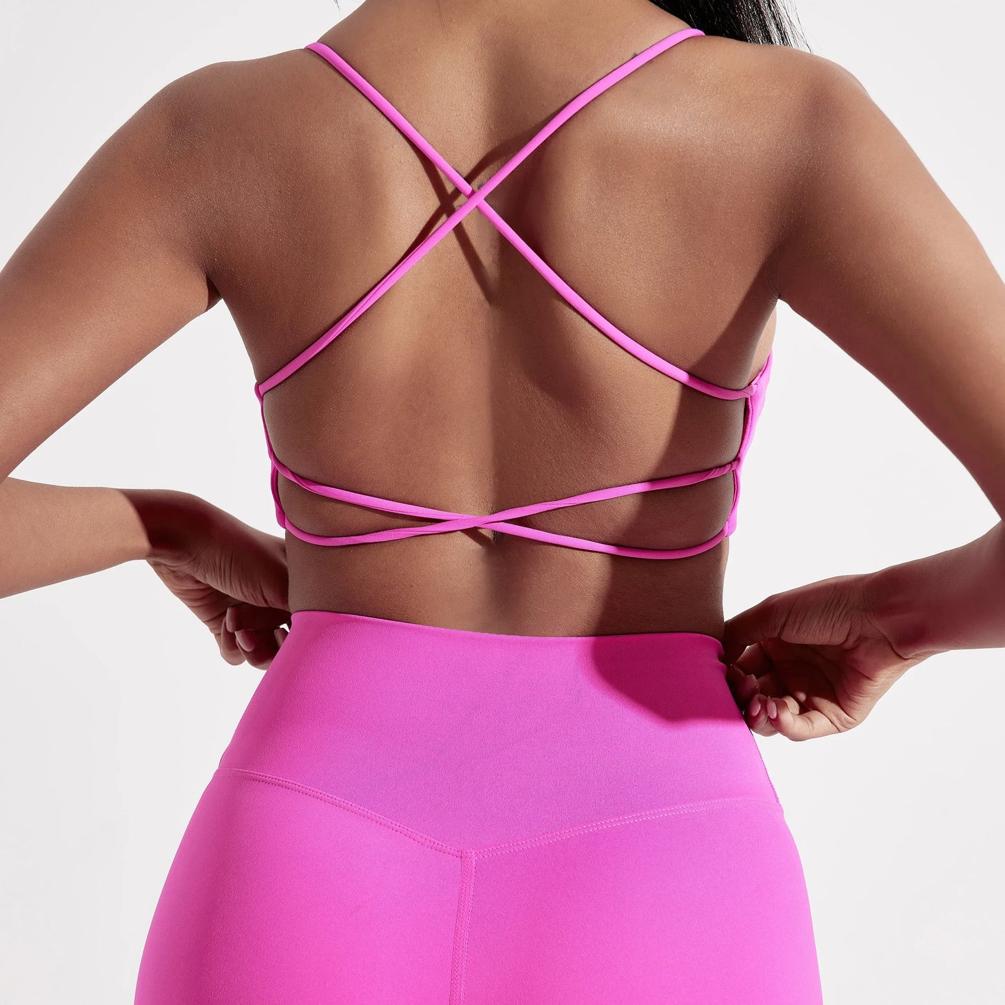 NONECN Cross Back Sports Bra With Chest Pad High Support